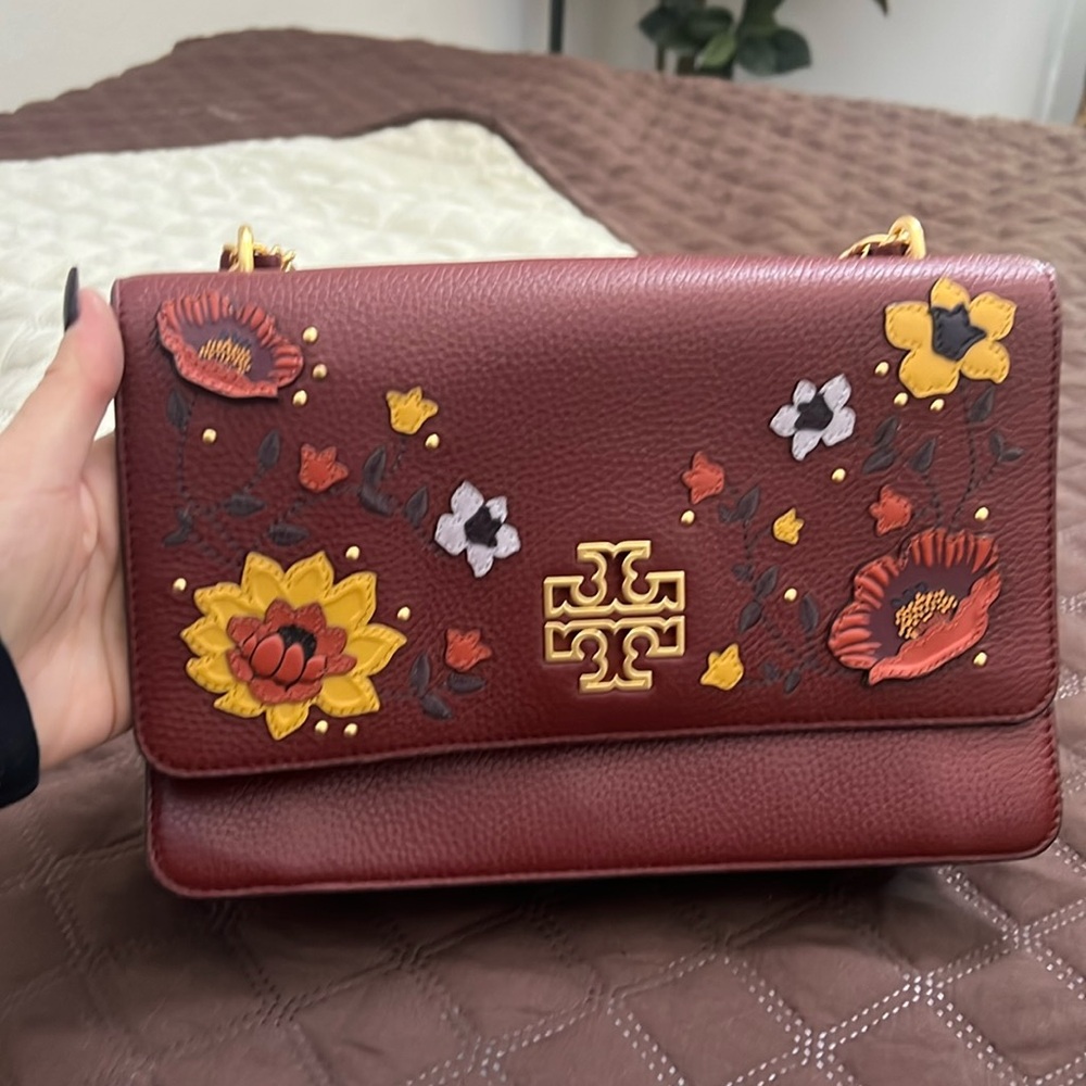 NWT Tory Burch Chain Tote & Crossbody